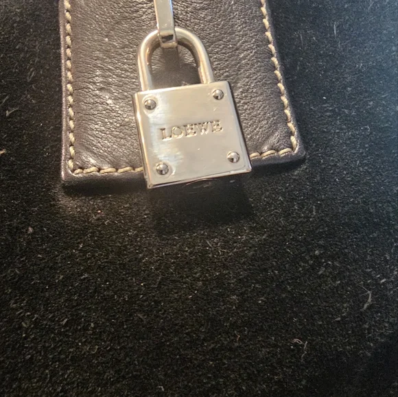 Loewe ♡Anagram Amazona Bag, Black Suede & Leather, Italy, Quiet Luxury - Picture 15 of 16